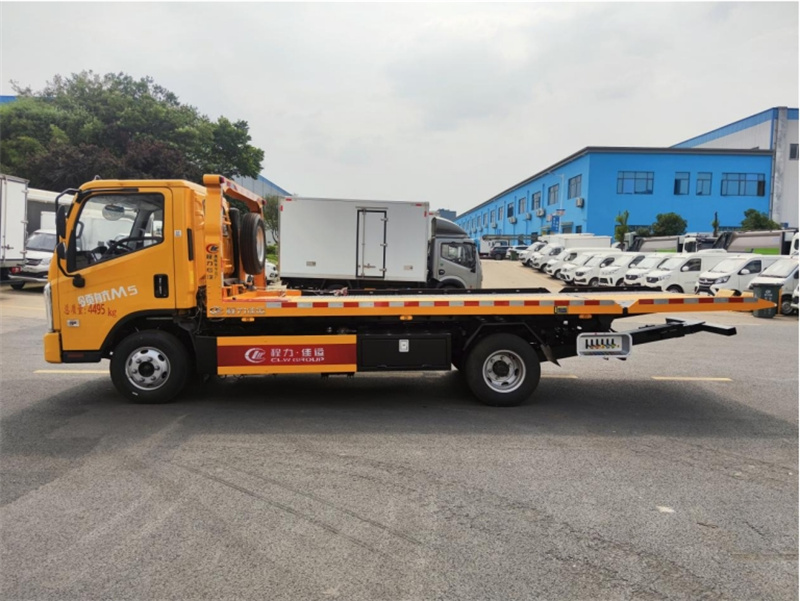 國六福田領航藍牌清障車